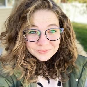 Meet your Posher, Lauren